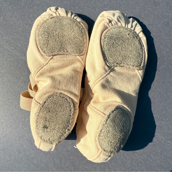 Capezio Girls Light Pink Canvas 12M Kids Ballet Shoes 🩰slippers - Picture 9 of 16